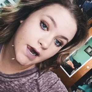 Meet your Posher, Alyson